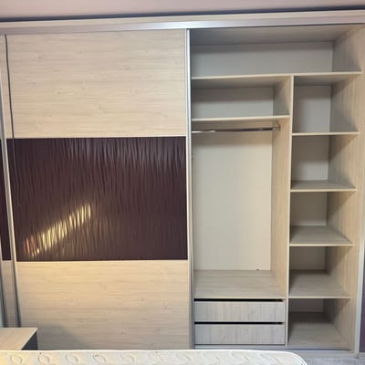 Rent of a comfortable furnished 3-room apartment, 91 m², Constanța, Romania